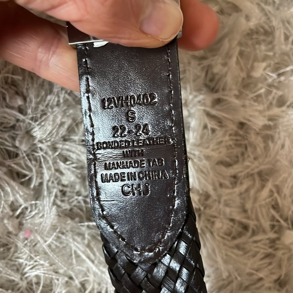 Boys Brown Leather Braided Belt - Size Small 22-24 - Picture 2 of 2